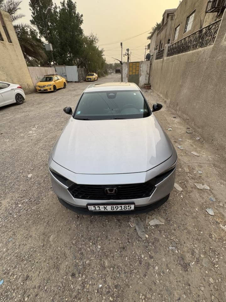 هوندا اكورد سبورت هايبرد موديل 24
المواصفات معروفه ما الي خلك اكتبهن 
تستري راسلني واتساب او خابرني تحب تسولف لا تراسلني ما الي خلك السعر 180 وبيها مجال للطيبين 
***********
