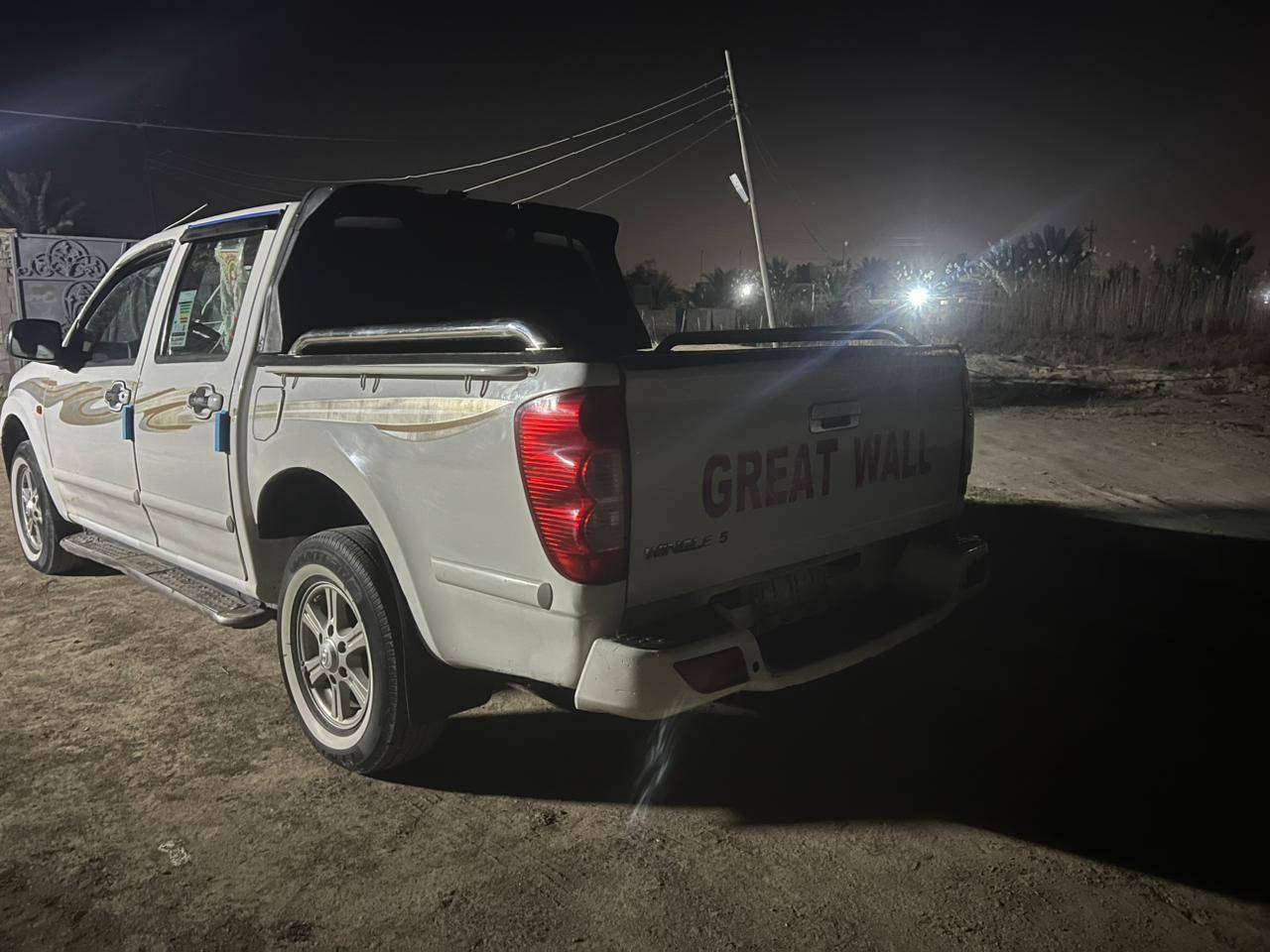 أسلام عليكم. أحبائي
بيكم  كريت. نضيفة كلش   مكفولة  من لضربة. 2013.  رقم قادسية.  سنوية لل2028.  ضريبة ماكو. غرامات ماكو. جاهزة سيارة. بيهه بس كنترول. جامة السائق متشتغل.  66 وبيها مجال.  ***********
