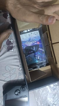 لبيع 5الترا Msi ملحقاته كامله بطاريه عاليه ذاكره ٥١٢السعر 07804770631