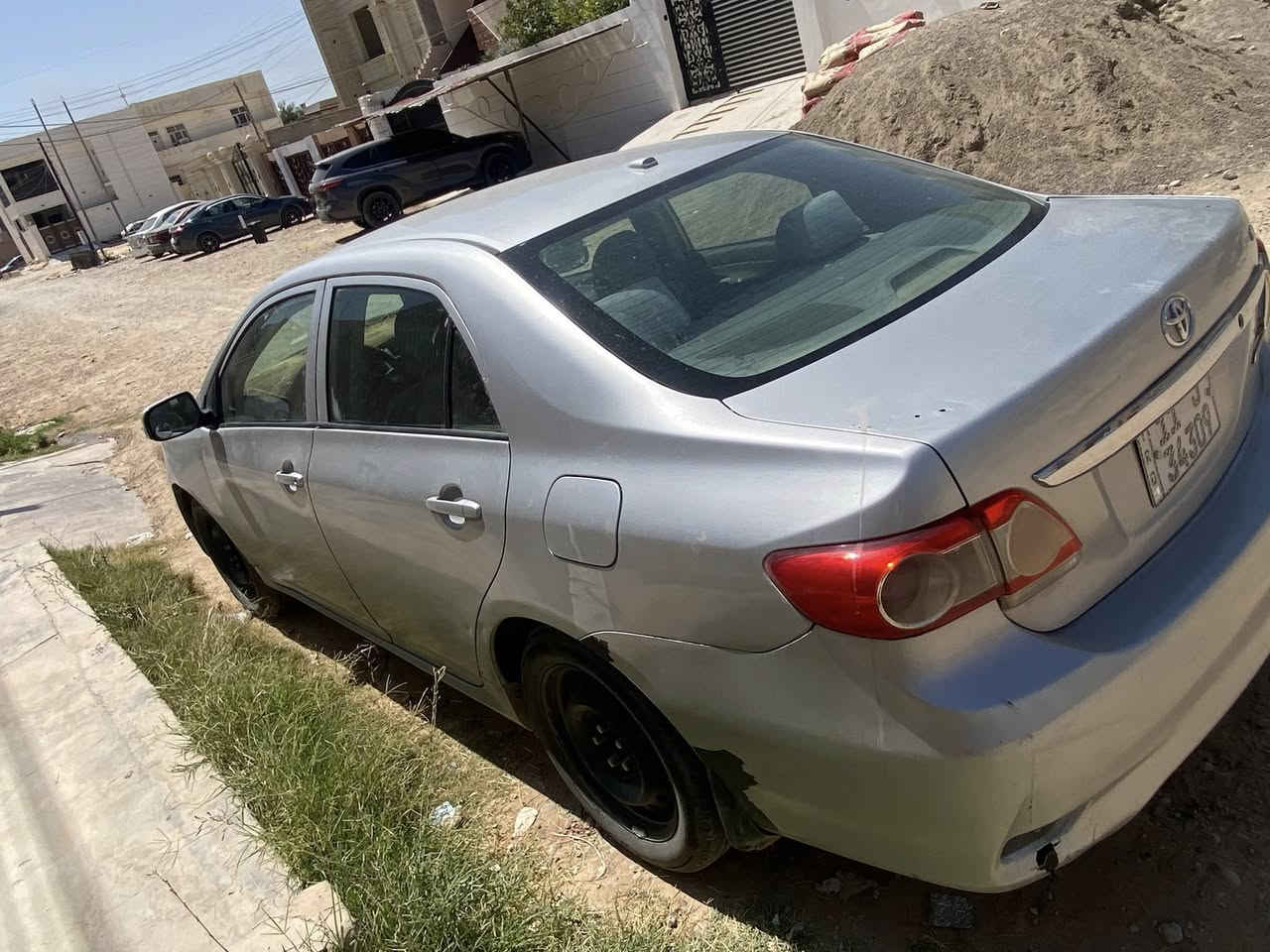 موديل عشره محدثه ١٣
رقم دولي سنويه لل ٣١ 

كير محرك شرط 

تبريد ثلج الضرر جاملغ وبنيد تبديل 

مرشوشه عام اثر جراد 

تحويل ثاني يوم 

السعر ٩٠ وبي مجال

مكان السيارة تكريت حي الديوم 

للاستفسار الاتصال ع الارقام التاليه 

***********

***********

