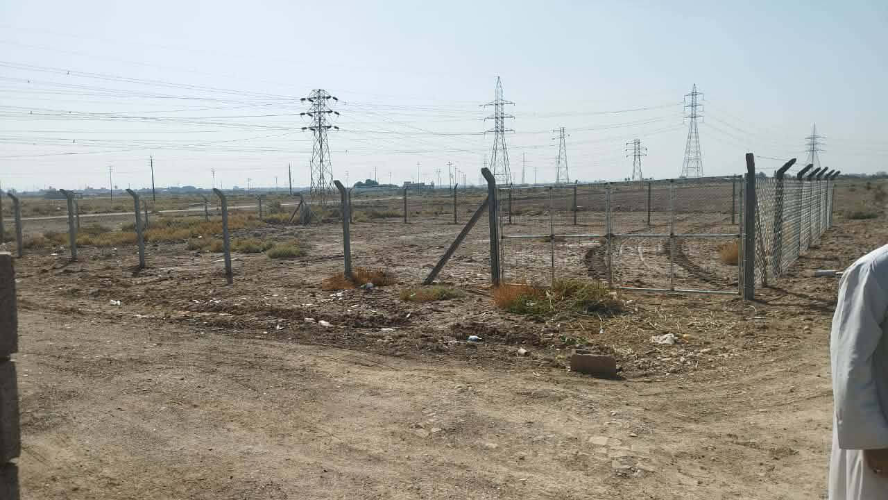 السلام عليكم  قطعه مسيجه /وجه 20/ونزاله 30/القطه وره محطت كهرباء شراي يدلل ***********
