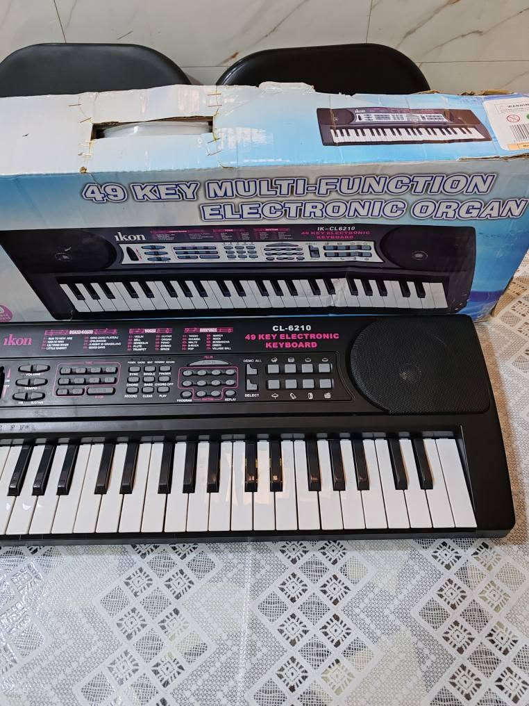 أورك تعليمي للاطفال ماركة آيكون صناعة في تايوان  ٤٩  مفتاح
ikon  CL-6210
Made  in Taiwan
جديد بالكارتونة غير مستخدم
يعمل بالمحولة والبطاريات حجم قلم
السعر  50  الف بغداد, العراق


**إذا كنت صاحب هذا الإعلان وتريد حذفه لأي سبب، رجاءا أرسل رسالة إلى الدعم الفني**