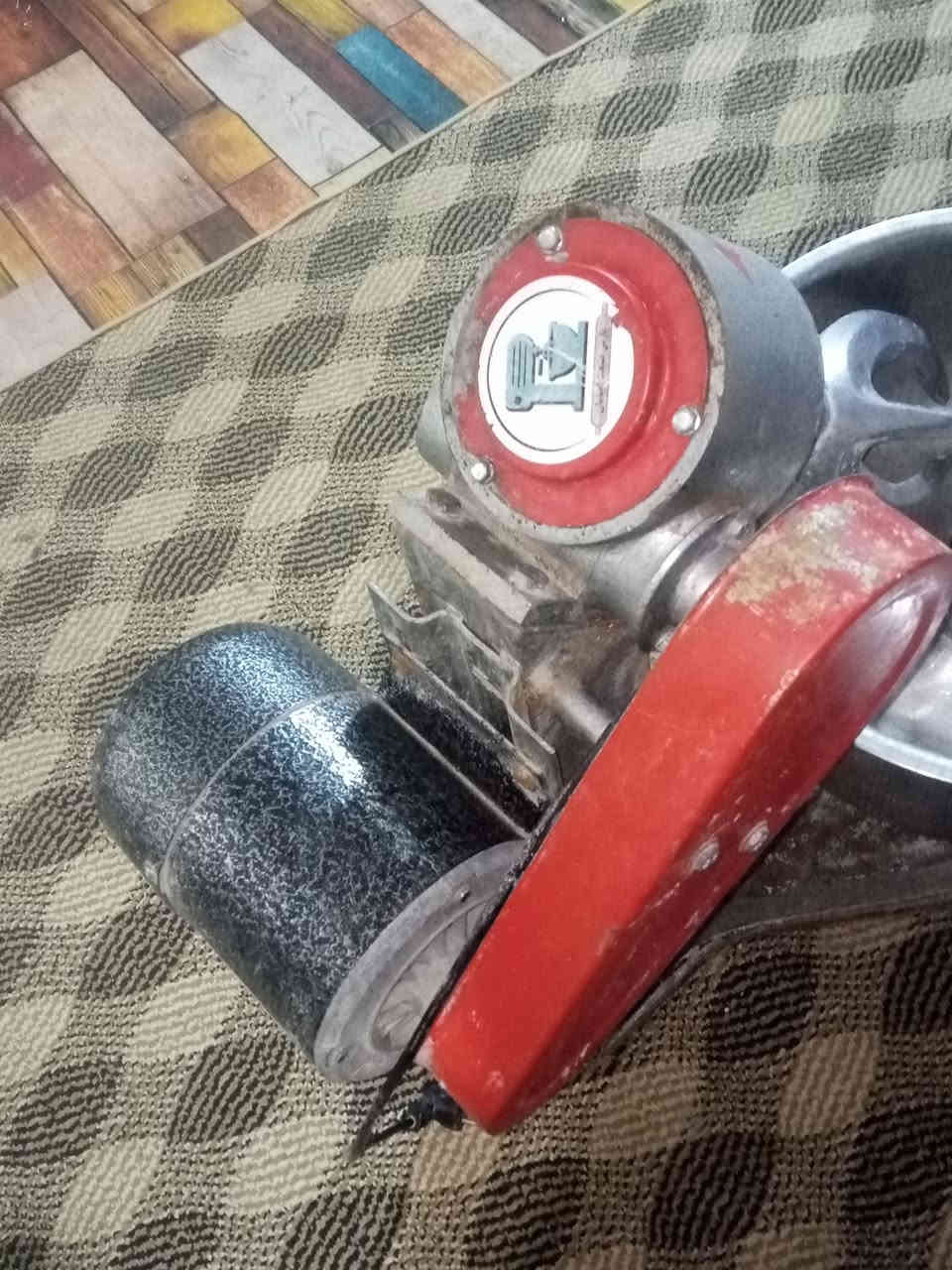 سلام عليكم شباب .عجانه مخابز .نوعيه راقيه ونوع ثقيل.والله سعره 300الف ماخذينه.صافي.وجديده مستعمله 5ايام.وسعر مناسب اقل.والي .يعجبكم ..***********.مكان الشوملي.وبخدمه جميع..شراي يتصل أو واتساب.
