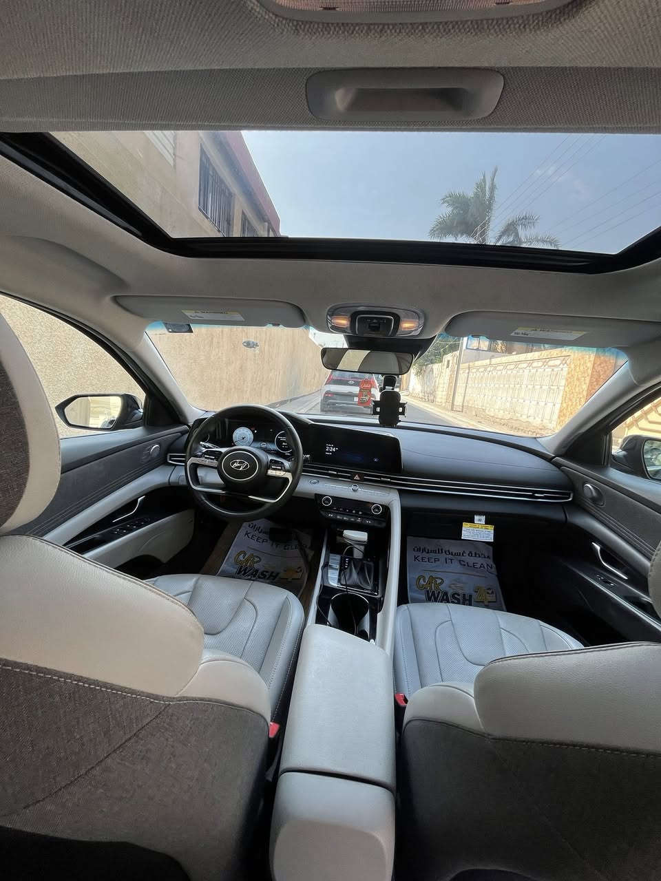 هيونداي الانترا 2023 هايبرد . 

اللون :اسود 

السياره صبغ بل بند وبارد بل جاملغ الامامي 

المواصفات :- 

1 - محرك HEV1600 أربعة سلندر 

2 -كاميرا خلفية دوارة 

3 - شاشة كبيرة  ( جي بي اس ) 

4- ماشيه 40الف ميل

5- لايت زنون

‏6- Android auto & Apple car play

7- منافذ USB أمامي

8-سستم صوت متكامل 12 سماعة (bose) 

9- تحكم ستيرن جهتين

11 - بصمة باب لمس + بصمة تشغيل عن بعد

12 - رادار  أمامي ( توكف من وحده اذا شي كدامه ) 

13- كشنات  جلد &تبريد وتدفئة الأمامية والستيرن تدفئـة 

14 - أشارة بالمريا الجانبي

15- صندوق ذكي يفتح عند الأقتراب 

16- ويل كب رياضي 

18 - شاحن لاسلكي 

19 -أوتو هولد

20 -سايد بريك بصمة 

21-ثلاث أنظمة قيادة

22-حساس امامي خلفي

23-تبريد بيانو

24-نظام خروج الآمن عند فتح الأبواب لتفادي مرور السيارات قرب الأبواب الجانبية 

25-نظام محافظة على المسار 

26-كشنات جلد  ابيض

27-فتحة سقف

28-أوتو بريك عند الرجوع إلى الخلف في حال وجود سيارة أو شخص  

29_ دمام امامي خلفي

30_اكشانه تدفئه وتبريد +كشن سائق كهرباء + خزن ميموري 

وبيها بعد كومة مواصفات آخرى  

الرقم :بغداد الدولي الجديد سياره بأسمي تحويل ثاني يوم 

السعر158 $ وللشراي يجي ويدلل

العنوان  الأنبار الفلوجه  

للأستفسار تلفون أو واتساب ***********
