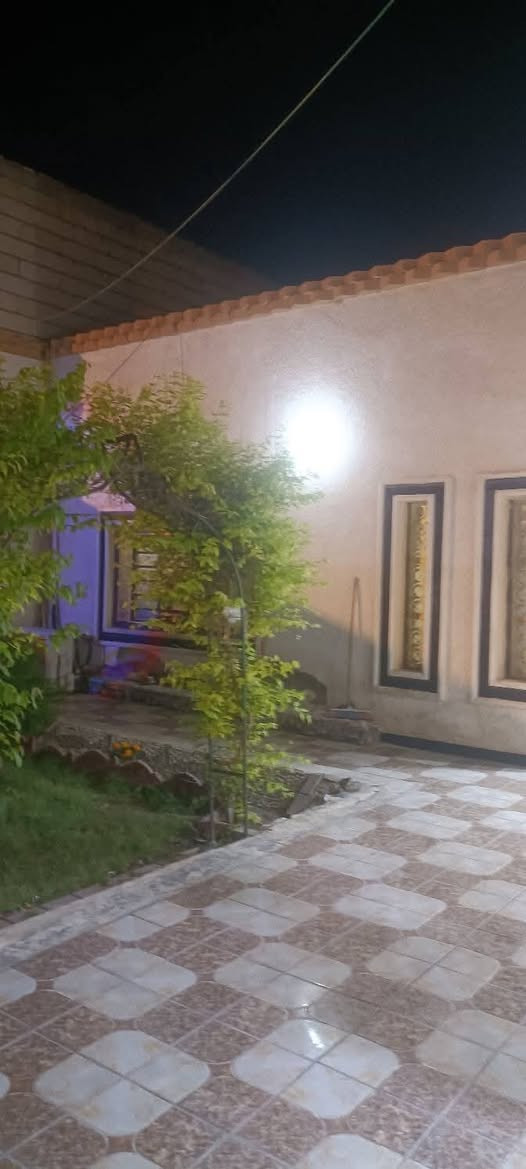 🏡 للبيع دار سكنية مرتبة ومناسبة للعائلة
📍المساحة: 220 متر
✨ تتكون من:
3 غرف نوم
صالة مريحة
استقبال
مطبخ
مخزن خارجي
حديقة
📌 الدار مرتبة ومناسبة للسكن العائلي، موقع هادئ ومساحة حلوة.
للاستفسار والمراسلة خاص 📩***********
