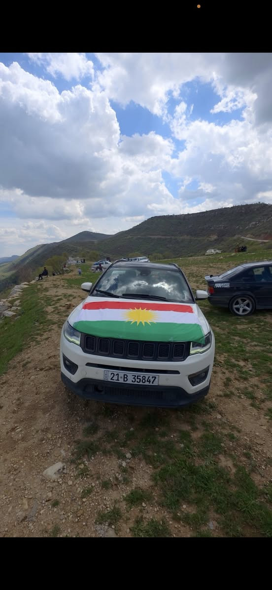 سلاوی خوا لە هەموو لایەک
Jeep compass 2019
سفر ی شەریکەی هرلم تەنها دوو خاوەنی هەبووە سەیارەیەکی پڕ مواسەفات و ئیقتسادی 
مەکینە 
-V4 2.4
موا سەفات 
-S
-لایت LED/ئەدەسە/زینون
-دەبڵ ئەکسل
-بەسمە
-ڕاداری ئاوینە/ئاوینە هیتەر/دژە فولە/کارەبایە
-چوار جام کارەبا
-٢ مۆدی کوشن خەزنی هەیە
-کوشن جلد
-هەردوو کوشن کارەبایە
-سیستم ساوندی beats
-تەحەکوماتی سەر سوکان  کاملی هەیە
-ڕاداڕی پێشەوە
-گێچی نیو دیچیتاڵە
-شاشە گەورە
-گێڕ ئۆتۆ ماتیکو ئادی
-٤ جۆر لێخوڕین auto/snow/mud/sand
-قوفڵ ئەکسل
-بریک بەسمە 
-پانۆراما
-ئۆتۆ پارک
-حاسەی کامل سەیارەکە
-خەتی جادە
-لایت بەرز و نزم کردنەوە 
-تەبرید مەکەزی
زۆر موا سەفاتی تریشی تیدایە سەیارەکە تەنها ٢ پەڵەی دەئامی هەیە هەموی چاک کراوەتەوە لە ڕووی هەموو شتیکەوە مەزبووتە هیچ خەلەلیکی تیدا نیە 
نرخی ١٧٥ موعامەلە
***********
خوای گەورە بیکاتە نسیبی هەموو لایەک❤️

عە رەبی

بسم الله الرحمن الرحيم 
‏Jeep compass 2019 
سفر شركة هارلم اني مالكها الثاني سياره كامل مواصفات و اقتصاديه 
مكينه 
‏V4 2.4
مواصفات S
‏Led/عدسه / زينون 
دبل اكسل
بسمه 
رادار مري / مرايات هيتر و ضد العالي 
كوشنات جلد 
كوشنين الكدام كامل تحكمات كهربائي 
سستم سماعات beats
تحكمات سوكان 
رادار شارع 
دشبول نص الكتروني 
شاشه جبيره 
كير ئوتو و عادي 
٤ انوع قياده اوتو / ثلج / وعره / رمال 
قوفل اكسل 
بريم بصمه 
اوتو بارك 
حاسه ٣٦٠
حساس خطوط شارع 
تحمات درجة الايت 
تبريد مركزي 
و هواي مواصفات ثانيه بيها فقط بقعتين صبغ و مكفوله من كل النواحي 
سعر ١٧٥ و معامله
