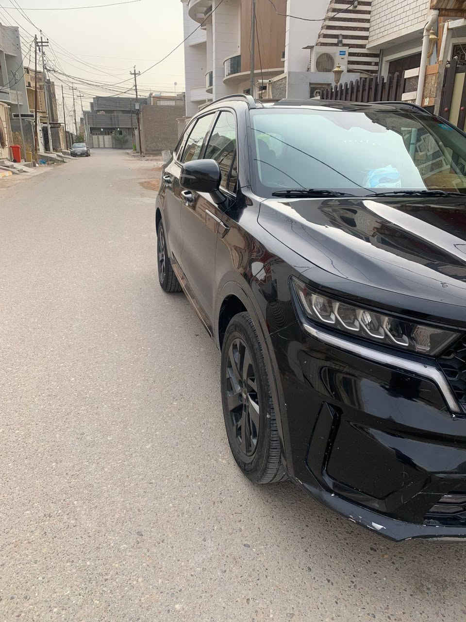 السلام عليكم سورنتو للبيع 
 وارد امريكي ضربه جاملغ
 وبنيد ونص باب السايق ملاون وباب الخلفي عكس السايق فول مواصفات واحد على واحد محرك ٤سلندر
رقم بغداد انكليزي 
مكان السياره فلوجه 
للاستفسار 
‏‪0782 229 1313‬‏
