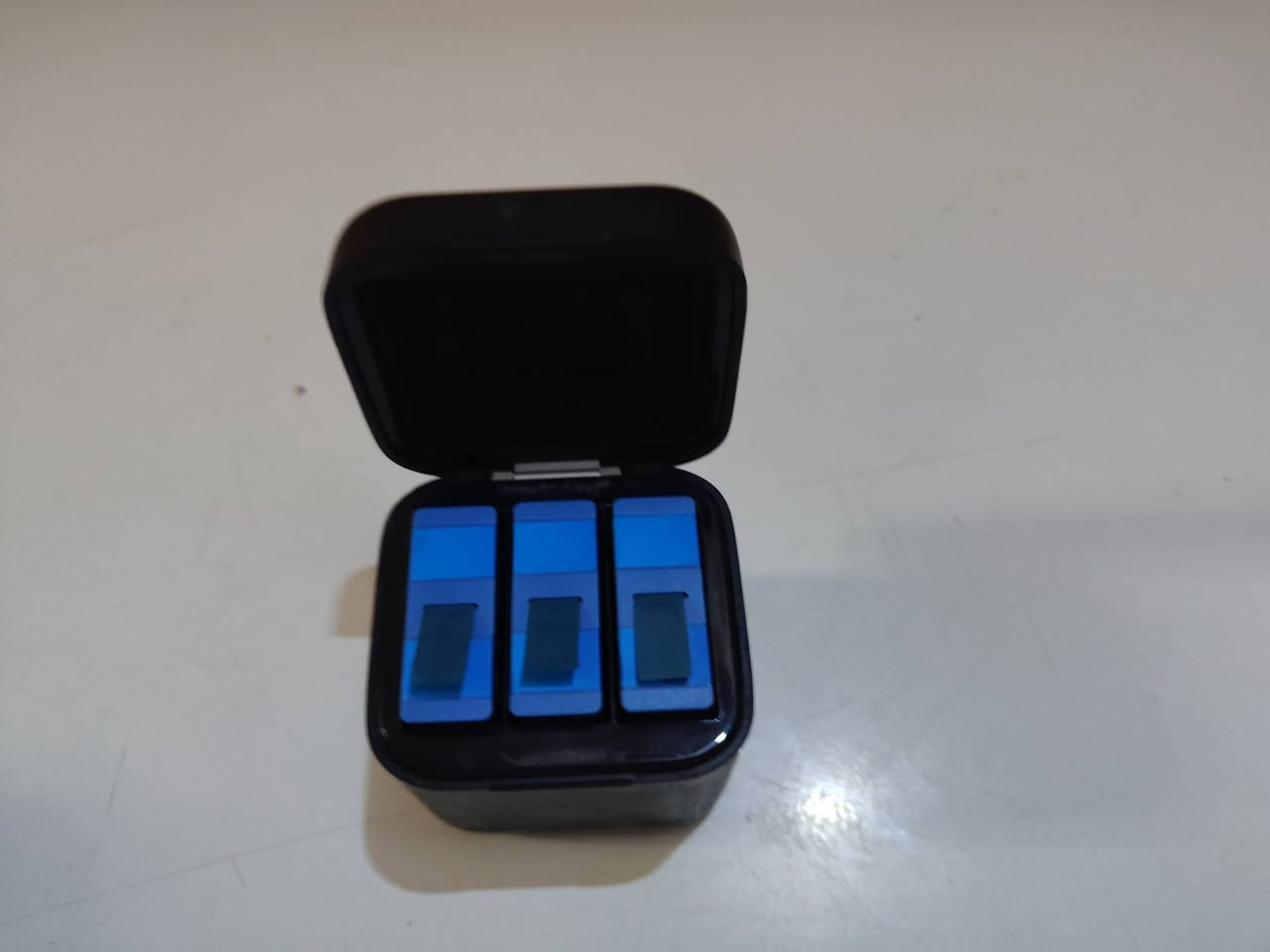 كامره گوبرو 12 للبيع النضافه 98 بل ميه شغال مابي اي مشكله ويا 4 بطاريات وشاحن ثلاثي ورام 256 گيگه السعر  375 الف وتوصيل مجاني الرقم ***********
