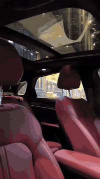 السلام عليكم
للبيع K5 موديل 2025 GTLINE فول مواصفات

مواصفاتها 

مكينه 2500 

مازدات ذكيه تصعد وتنزل وتفتر معه لاستدارة 

كشافات ضباب

بك لايت LED

أشاير بالمري 

بانوراما

6 حساسات إماميه 

4 حساسات خلفيه 

رادارات محيطيه امامي خلفي جانبي 

قياده ذاتيه 

توقف ذاتي 

تحديد مسار 

رادار تفاعلي 

مثبت سرعه

أوامر صوتيه 

شاشه متصله 

شاشة اعطال 

شاشت تكيف 

هندبريك بصمه 

5 وضعيات قياده 

شحن لاسلكي 

وتو هولد 

كرسي كهربائي جلد 

تدفئة مقاعد إماميه 

تدفئة ستيرن 

سماعات BOSE 

أضويه داخليه لمس 

داخل احمر 

دفع رباعي 

وباقي المواصفات معروفه 

ماشيه 12 ألف 

حادثه خلفي جنطه وشبر بالجاملغ الأيسر وبالحادث لبنيد معكوف 

حتى اوضح اكثر لجنطه بلاديه نفس الوون فتحته من سياره مابيه قطرت صبغ 

يعني عدي شبر جاملغ وبنيد مصبوغات 

مكفوله من الشواصي والغوود وحتى لبراكيت الأمامي 

السعر 200 وبيه مجال 

للتواصل ***********
