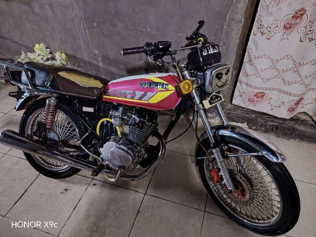 سلام عليكم شباب دراجه سونك من شركه تايرك موديل 23 أوراق سكنر دراجه نضيفه شوفت عينك الاستفسار او سعر  ع رقم ***********
