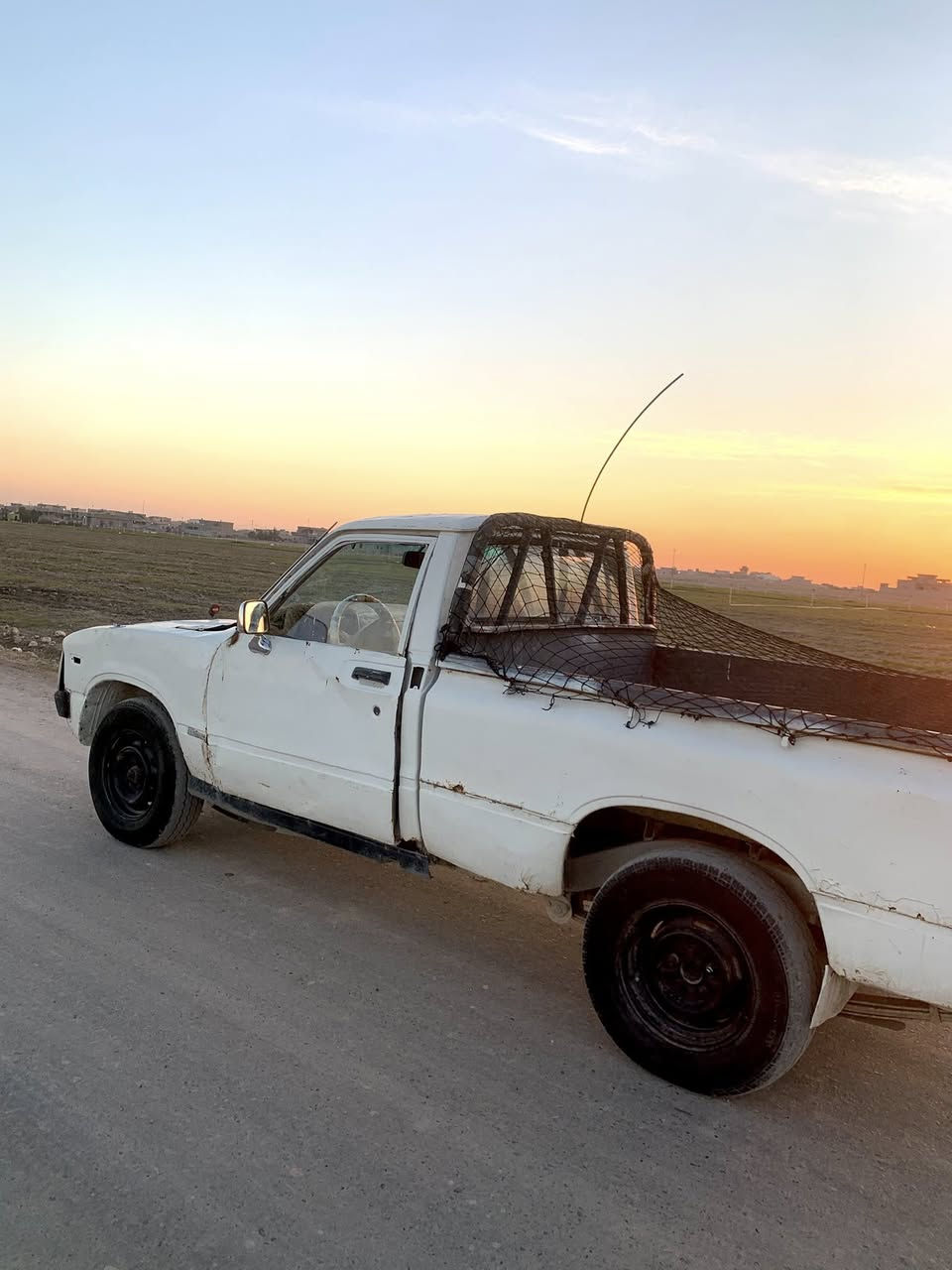 إسلام عليكم للبيع بكم 80 كير ومحرك شرط والباقي كدام العين السعر مليون ونص وبيها مجال  ***********
