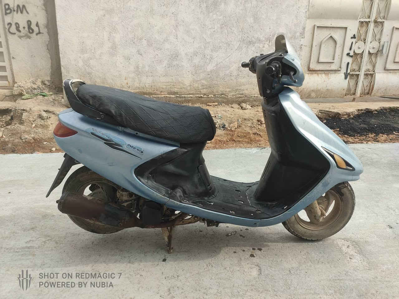 السلام عليكم دراجه فراشه ياباني 140 شغاله سلف هندر كهربياته شغاله السعر 250 بيه مجال مكاني بابل شارع 60 رقمي ***********
