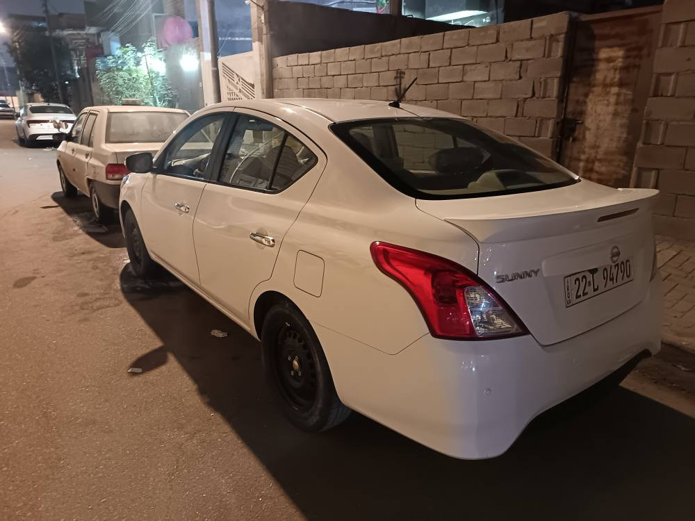 نيسان صني مصري مديل ٢٥ ماشيه ٢٢ فقط سياره جديده بيه هاي الطخه فقط سياره جديده السعر ١٢٠ رقمي *********** البصرة, العراق
