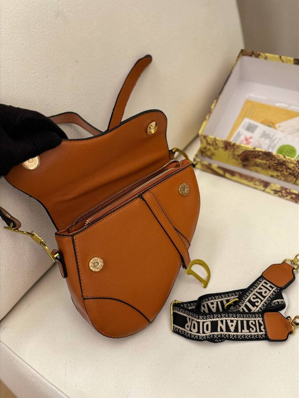 🔥سعر القطعة 25 مع توصيل 😍


**إذا كنت صاحب هذا الإعلان وتريد حذفه لأي سبب، رجاءا أرسل رسالة إلى الدعم الفني**