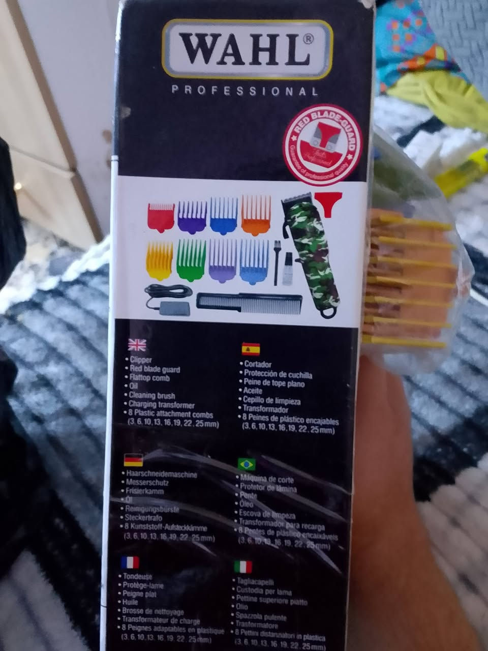 هذه مجموعة ماكينة حلاقة Wahl Color Pro التي تتميز بأمشاط ملونة لسهولة التعرف على أطوال القص.تتضمن المجموعة 8 أمشاط توجيه بلاستيكية بأطوال تتراوح من 3 ملم إلى 25 ملم.تأتي الماكينة بشفرات ذاتية الشحذ لضمان دقة واستمرار الأداء


**إذا كنت صاحب هذا الإعلان وتريد حذفه لأي سبب، رجاءا أرسل رسالة إلى الدعم الفني**