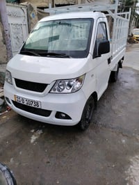 شيري حمل  موديل 2011  رقم انكليزي  سنويه  ٢٠٢٩رقم بغداد  مصفره من ضريب...