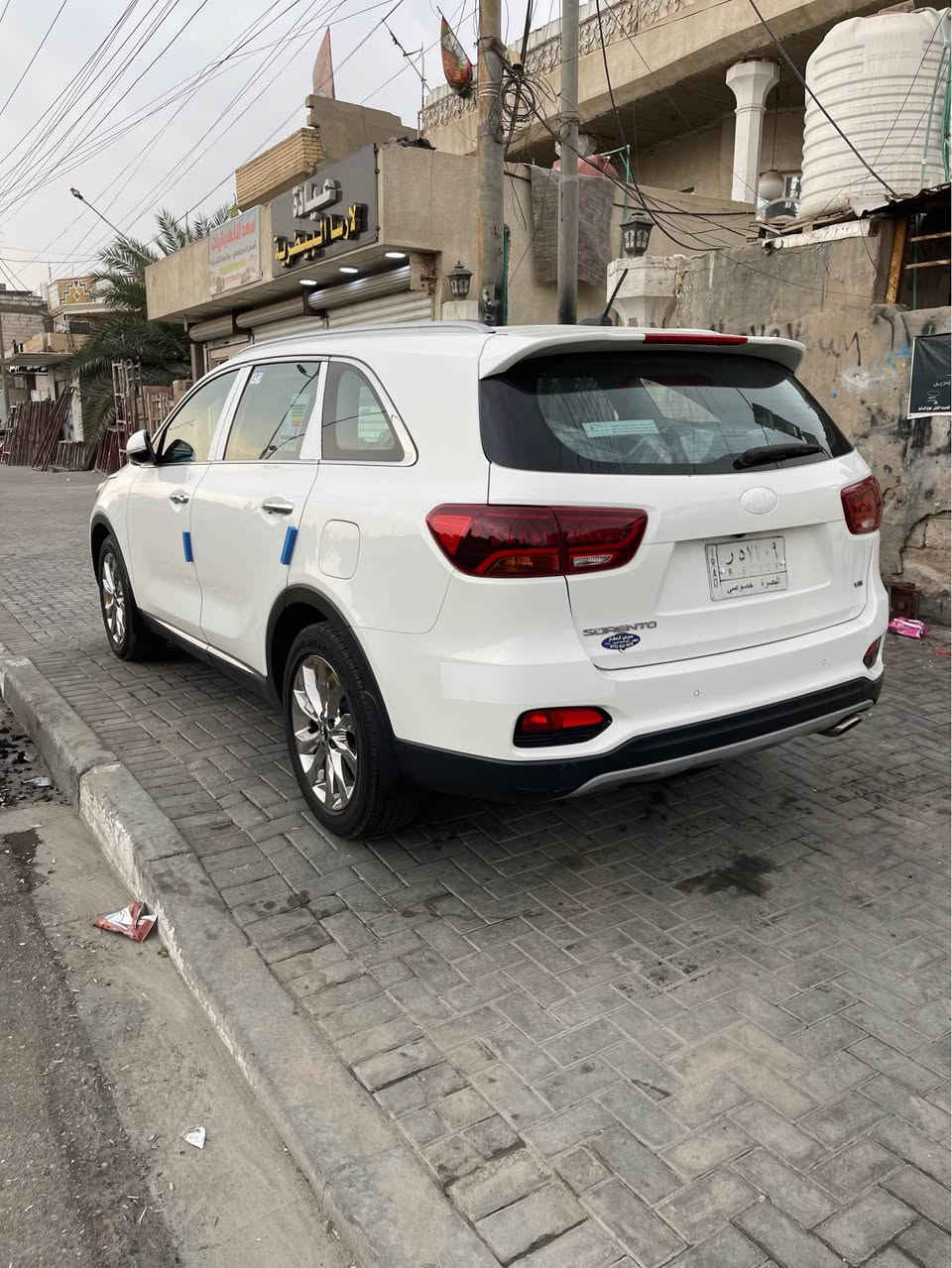 سلام عليكم كية سورنتو 2019 ماشية خمسة وسبعين السيارة نص فول  بيها الباب الورة السدر بارد على كد شبر السيارة جاهزة ما ناقصها اي شي 
🔴السعر 240 وبيها مجال حك الجية 
مكاني بصرة القبلة 
وباقي التفاصيل *********** Singapore
