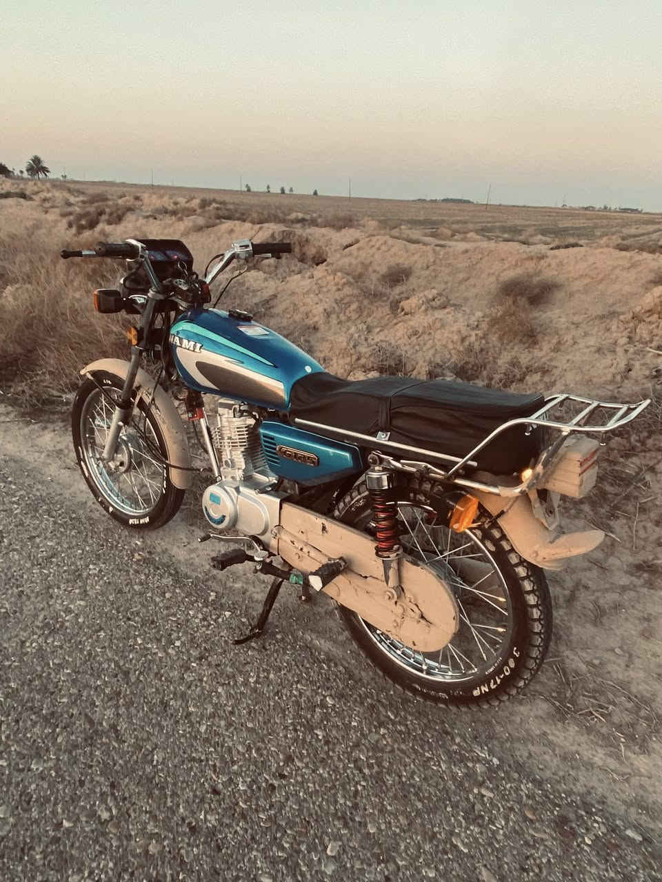 سلام وعليكم دراجه رابيدو  ٢٠٢٥ دراجه خير من الله شلعه ومعدل هاون دراجه بيهاً نقوصات ما يكلفن ١٠ الاف كهربايات كلها شغاله ويالى مابيهن عواج دراجه تفيلس ما مفيسله مكينه خرسه السعر ٥٧٥ وبيها مجال قليل مكاني ديالى كنعان  ‭٠٧٨٥ ٣٦٤ ٢٦٩٩‬ ومتواجد خاص ✅
