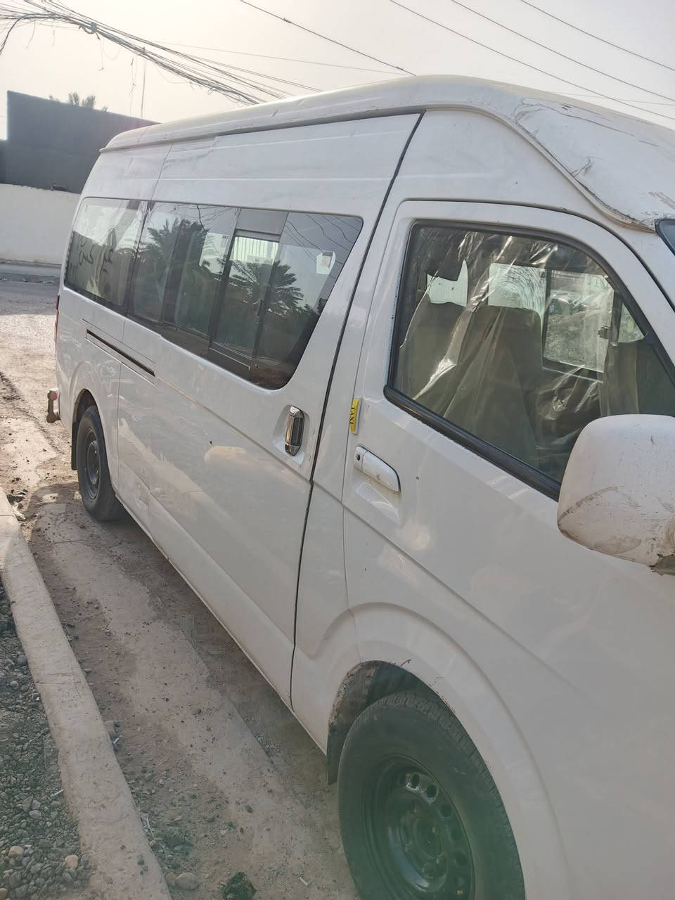 سلام عليكم جنبي H2البيع فقط بدون مراوس سياره خير من الله مكينه وكير واكسل كفاله بيها بس الدواير معمره 
تخم تأير جديد باتري جديد تبريد شغال محور سبلت 
السعر138وبيها مجال الشراي عنواني فلكه سلمان باك
رقمي ***********بي واتساب
