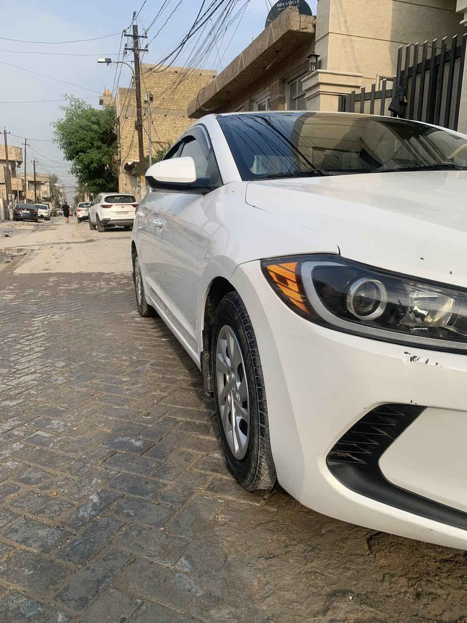 السلام عليكم اخوان

النترا موديل 2018 
وارد امريكي لونها ابيض شذري 
مواصفات الألنترا معروفة فقط بنيد مبدل
السيارة ليبل واحد 
صدر جديد 
تخم تاير جديد 
محرك (2000) دوش 
رقم اربيل سنويه اباسمي
السعر110$
للاستفسار ***********
مكان السياره بغداد
