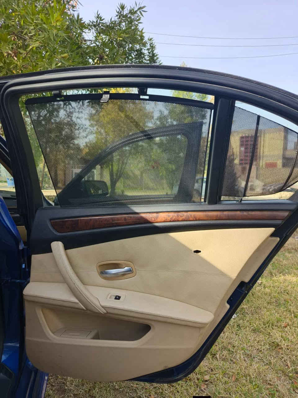 اللهم صل على محمد وال محمد 🩵
BMW E60 N52 2008/530
سعر 102
رقم بغداد بسمي رقم انكليزي هزه جديده 
محرك 30 نوزل قصير تنفس طبيعي كير كوبرة 
 دعامية اماميه خلفيه ودوس m5
  سبايدر جامه خلفيه سبايدر جنطة m5 
شباك وفتحات جاملغ m5 
 تبريد شغال قطعتين ❄️
سلايت روف شغال طكتين 
 تحكم ستيرن شغال ويل هامان حجم 18
كشنات كهرباء لون بيجي ⚡️
 ابطاين البوب  ام بردات 
لايتات جدد 
***********
