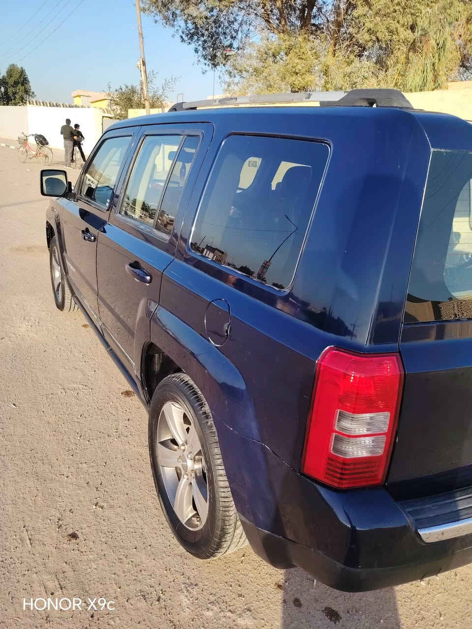 السلام عليكم.. للبيع  جيب باتريوت ٢٠١٦ رقم مثنى جاهزة على اخر حبة مكينة ٢٤٠٠ فوول مواصفات بيه رشات صبغ بسيطة مكانه ديوانية ١٠٥$ وبيه مجال الشراي يتصل *********** ابو عباس
