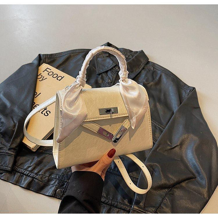 هذا الجمال والقطعة ب 13الف !!!بس شمنتظرين 🥹💅🏻❤️


**إذا كنت صاحب هذا الإعلان وتريد حذفه لأي سبب، رجاءا أرسل رسالة إلى الدعم الفني**