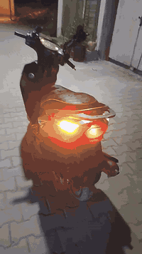 السلام عليكم 
للبيع دراجة ثعلب  محرك مفتوح 
تجفيت درجة أولئ قبل اسبوعين جفتتها 
الكفرات مختمة ختم واحد
 كهربائيات كلها شغلات
زوج تايرات جديده 
بطاريه جديده
السعر 475 وبيها مجال العنوان بغداد ***********
