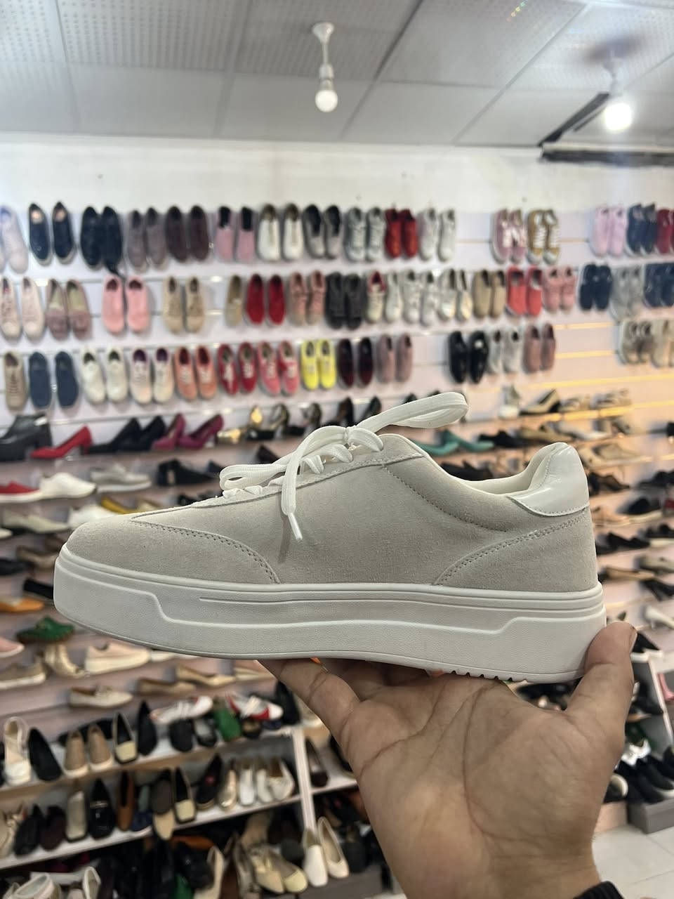 Pace
sala sneakers

بالة أوروبية، جديد

قياس: ٤١
طول: ٢٦

- يوجد التوصيل


**إذا كنت صاحب هذا الإعلان وتريد حذفه لأي سبب، رجاءا أرسل رسالة إلى الدعم الفني**