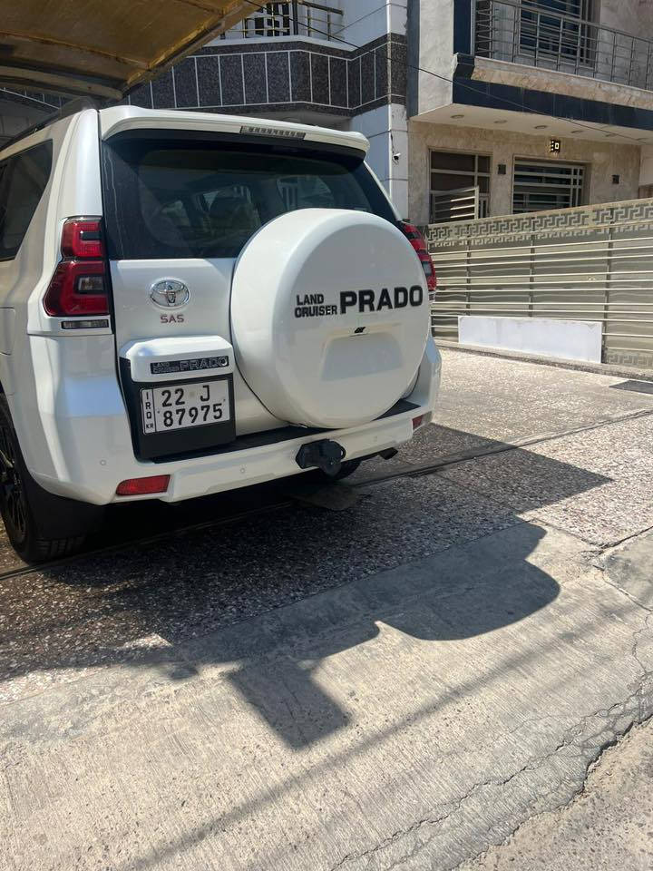 سلام عليكم برادو رقم اربيل بأسمي ضمان ساز مواصفات TXS مكفوله كفاله عامه ماشيه 17 الف كيلو حقيقي مكانها زيونه سعرها. 50000$ وبيها مجال بسيط للاستفسار ***********
