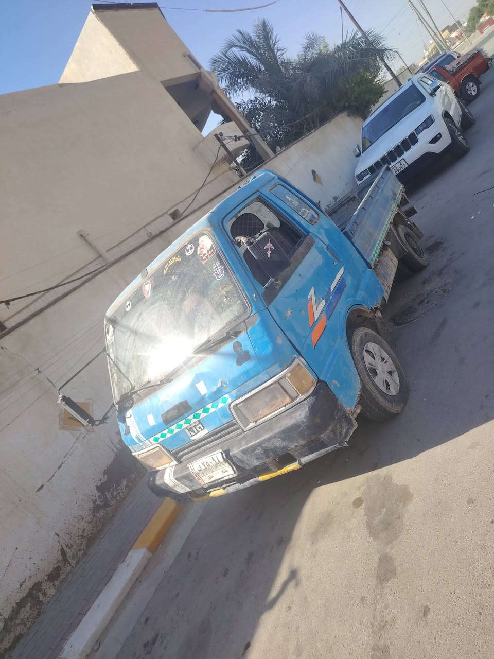 السلام عليكم اخوان كيا بنكو موديل 95 سياره جديده بيه عطل بالكهرباءيات  سياره تدير ماتشتغل مكينه كير واكسن وشاصي خير من الله راعيه ماندله اتكفلك سرقه وعشاير السعر 18 عنوان ناصريه مركز ***********
