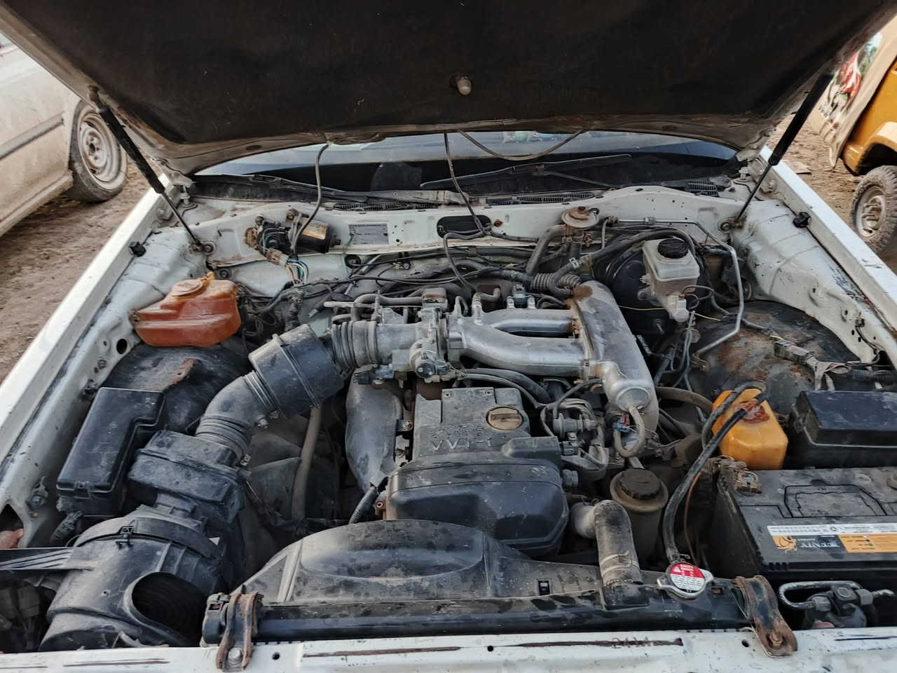 سلام عليكم من رخصت مدير الكروب سوبر 85 رقم بغداد بسمي سياره خير من الله ما عوزه برغي تخم تاير ***********
