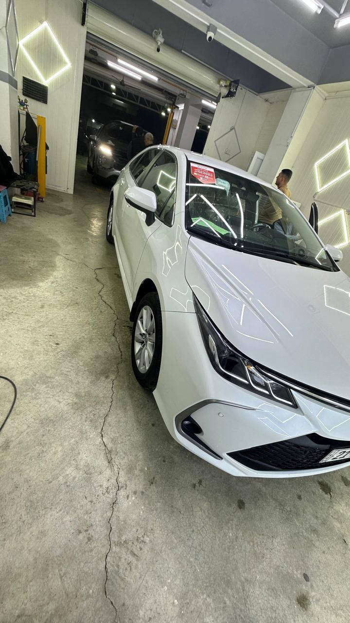 السلام عليكم للبيع كورلا موديل 24 بضمان الشركه ماشيه 20 سياره كفاله عامه فول مواصفات عده الفتحه سنويه ورقام جديده سنويه جديده تحويل مباشر السعر المطلوب 195 وبيه مجال للطيبين مكانه الفلوجه الكرمه رقم صاحبه اتصل ***********
