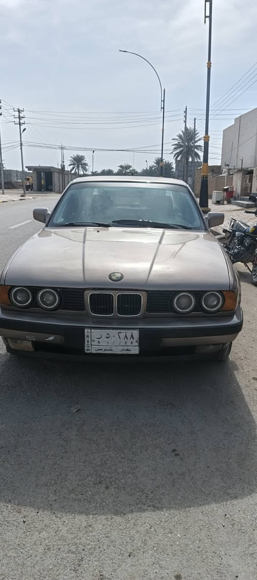 520 محرك جديد كير عادي تخم تاير جديد مابيهه نقص سياره جاهزه
موديل 88 رقم بغداد سعر 45 موقع بعقوبة بهرز 
***********
