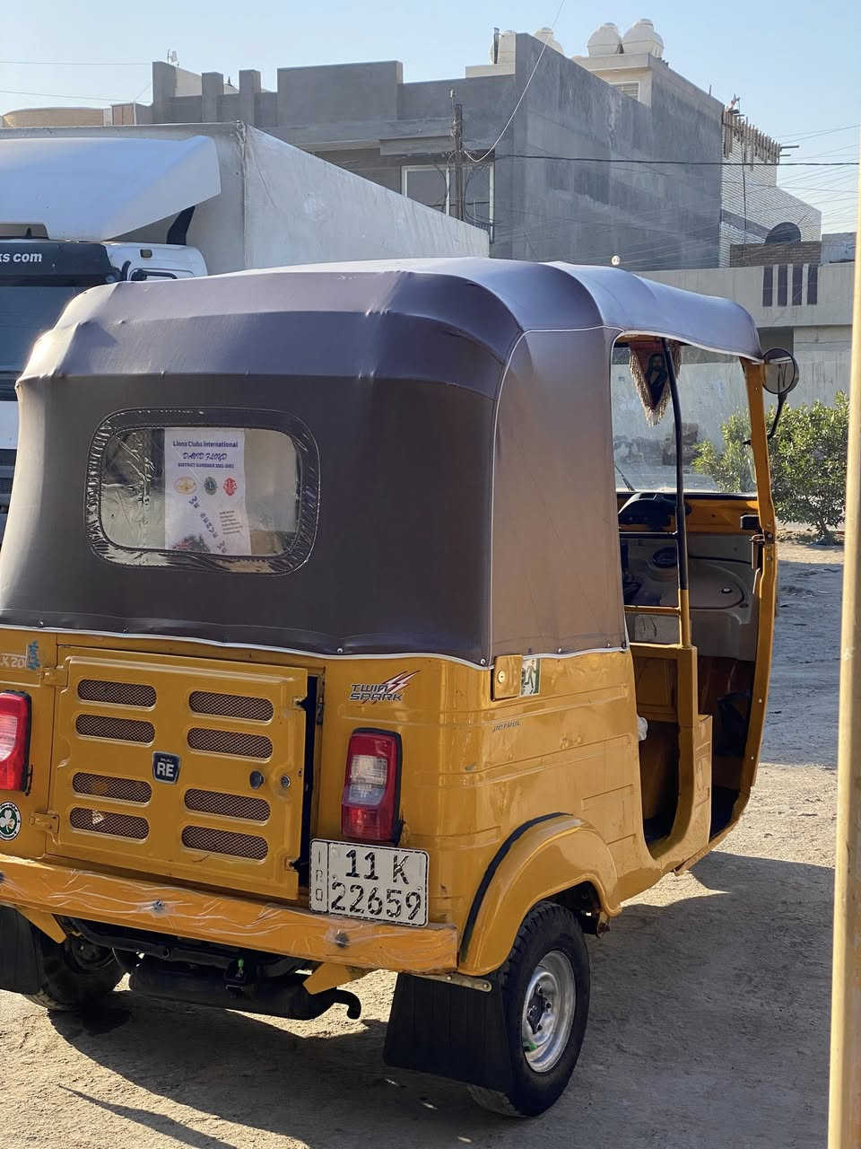 سلام عليكم تكتك البيع موديل 19 شهر 11رقم وسنويه تحويل ثاني يوم بس دوس معمره بيه رصعات بسيطه العنوان الكمالية رقم تلفوني ***********
