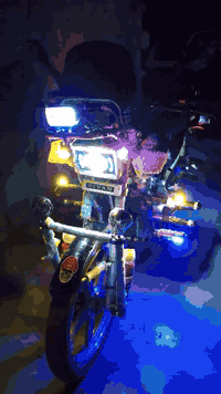 السلام عليكم دراجه نوع ايراني موديل 21 دراجه كلش نظيفه السعر 650 جزيره الرمادي منطقه الطرابشه ***********
واتساب
