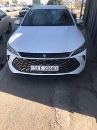 بي واي دي جن بلاص ٢٥ زيرو داخل ابيض مكفوله من كولشي سعر ١٨٩٠٠ رقم مميز...