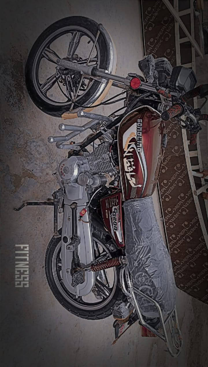 مطور ايراني سيفان للبيع
موديل 22 مابي اي نقص 
اورق جاهزه 
لا كير والمحرك نشاط
كلشي شغال   السعر  600 وبي مجال  المكان الرمادي جويبه
الاتصال علا رقم ***********
