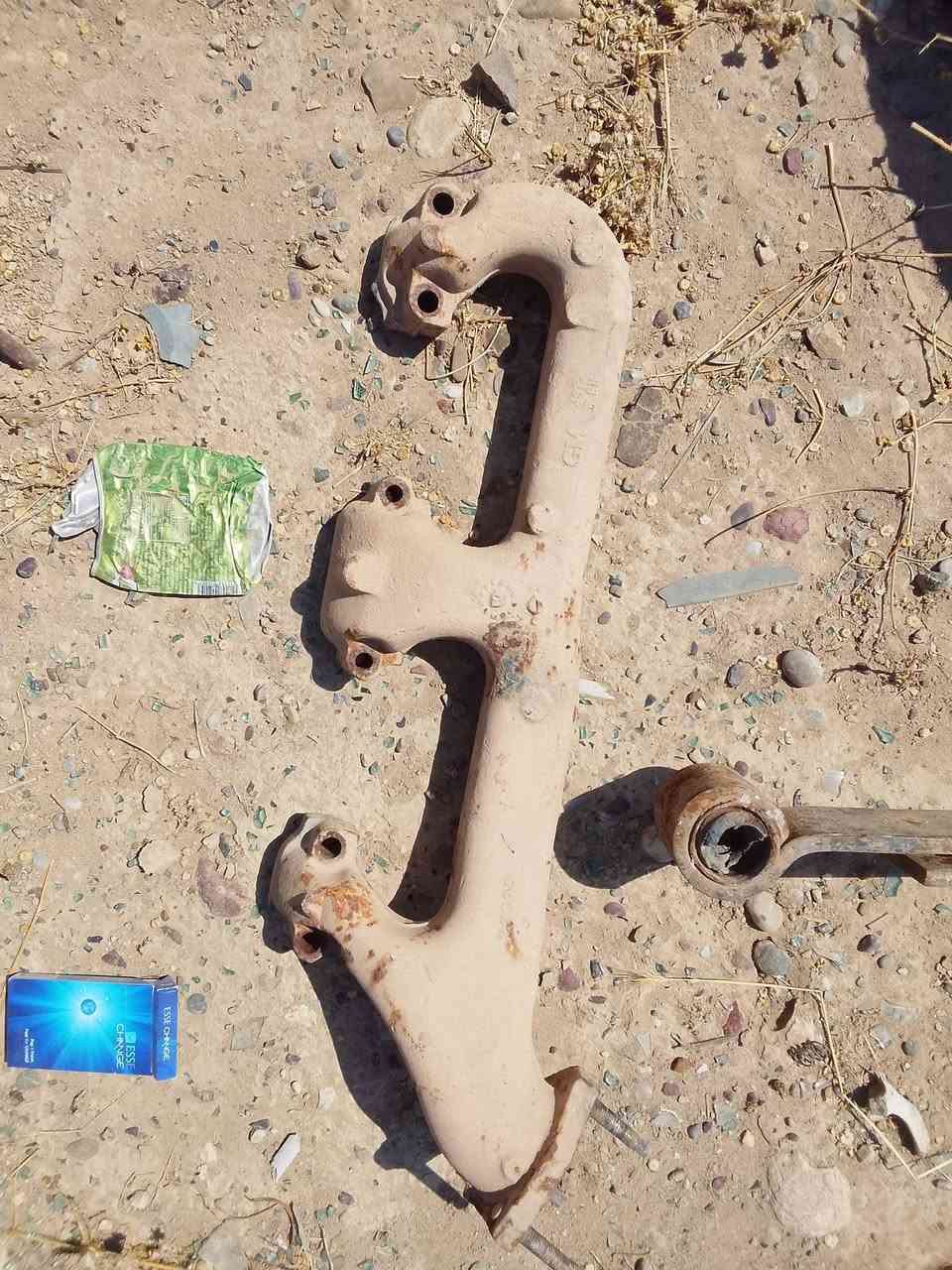 السلام عليكم لبيع غراض سلفادور وشوفرليت 90 يوجد هوكات سحب ونجات ورك ايشي تريده شوفرليت موجود كيج سلفادور مرايات سلفادور 2010 عقول تورباينات كيرات فلاوين اتصال او المراسله☎️ ***********
