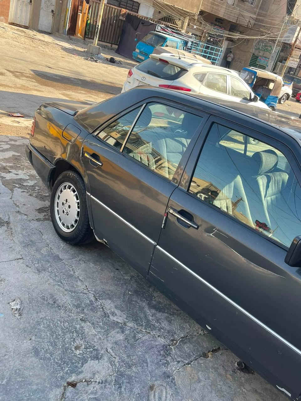 مارسدس دب 1991
مكينه بطه 2500 بيه صوت 

ساره تبريد جديد فريز كله كامل

كير شادله جديد 

قواعد دبل ما مصلحات 

عارضه 45مكاني بغداد الامين 

***********
