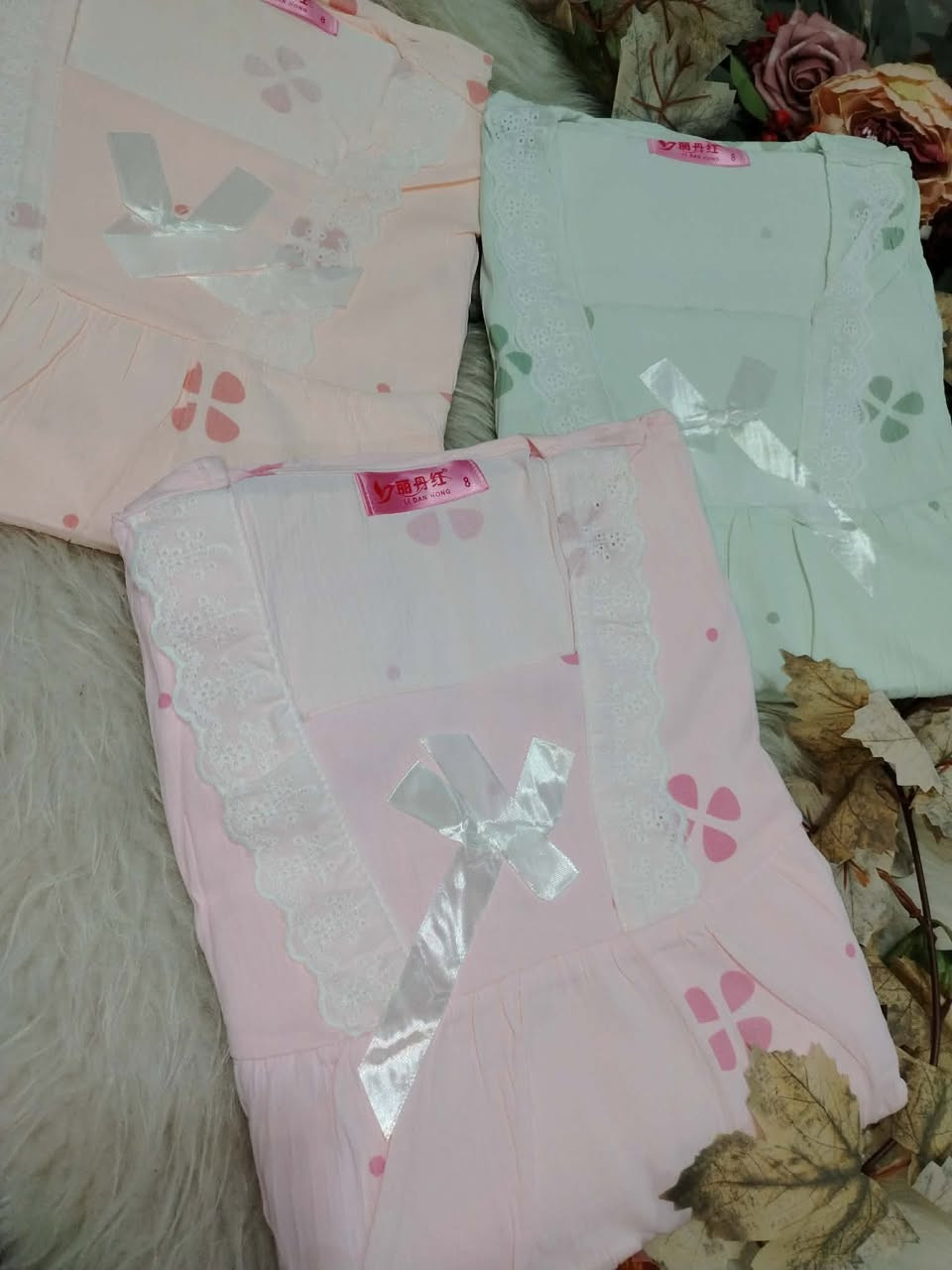 مۡسَـ(🍀)ـاء الۣخـ(🌸)ـيۡݛ 
تراك نسائي خامه کريشه درجة اولى اجنن قياس فري سايز يلبس حد وزن 90  وسعر القطعه فقط ب 8 🔥🔥
عنواني راوه ومتوفر توصيل وكل الهلا


**إذا كنت صاحب هذا الإعلان وتريد حذفه لأي سبب، رجاءا أرسل رسالة إلى الدعم الفني**