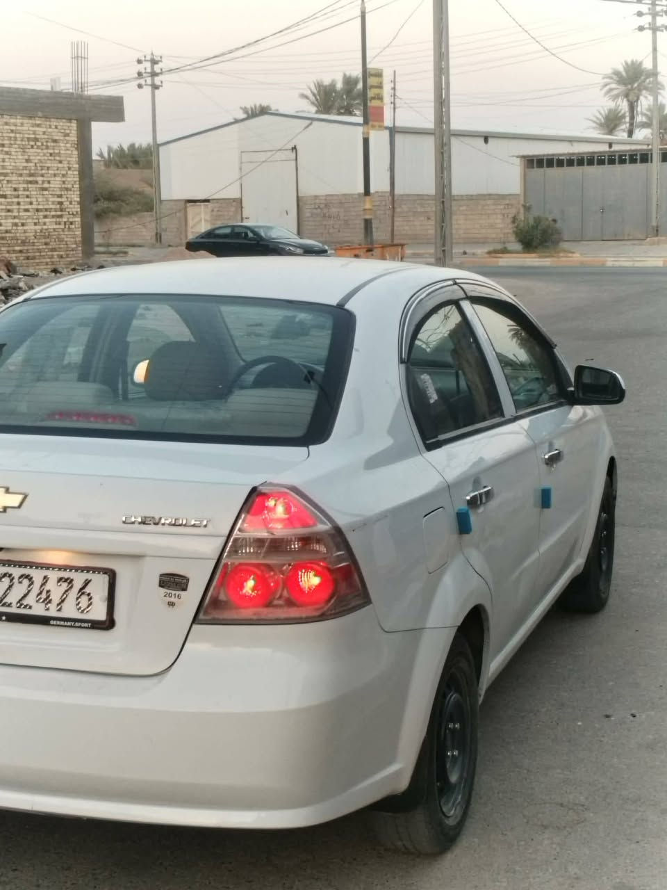 افيو ٢٠١٦ خليجي بيه رشات صبغ فقط سياره جديده ماشي ١٠٠ ألف كم بسمي سعر ٧٨ وبيه مجال للاستفسار ***********
