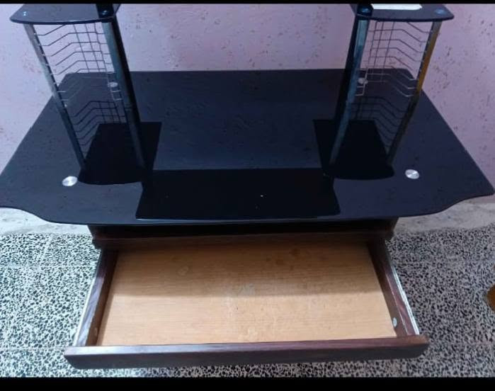 ميز حاسبة ويرهم للبلي ما بيه اي شي السعر 100الف وبي مجال
الموقع بغداد الدورة ما عندي توصيل


**إذا كنت صاحب هذا الإعلان وتريد حذفه لأي سبب، رجاءا أرسل رسالة إلى الدعم الفني**