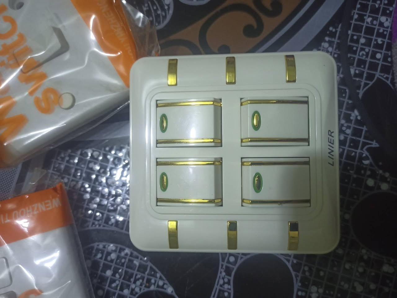نقط كهربائيه للبيع مجموعه جبيره للبيع مكاني ناصريه سديناويه جدد


**إذا كنت صاحب هذا الإعلان وتريد حذفه لأي سبب، رجاءا أرسل رسالة إلى الدعم الفني**