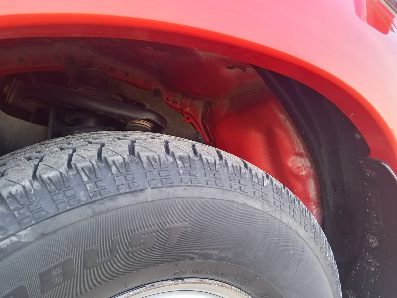 سلام عليكم تيوتاة فور ويل موديل 2014 سياره جديده مكفوله كفاله عامه من كلشي رقم واسط  نكليزي بسمي سياره كير اوتوماتيك  ***********سياره مامفتوح برقي علوظع شركه ماشيه 145الف  سياره نظيفه من شخط من بارد من صبق من فتح من رصعه محرك مكفولة وحداديه وتخم تاير جديد  تبريد ثلج سياره تحتبر لفين وخمسه وعشرون نظافه سياره بسمي تريد وكاله تريد تحويل  سياره بس ليدور نظيف رجاء لموء شراي لاتصل سياره جديده كارتون سبير منازل
