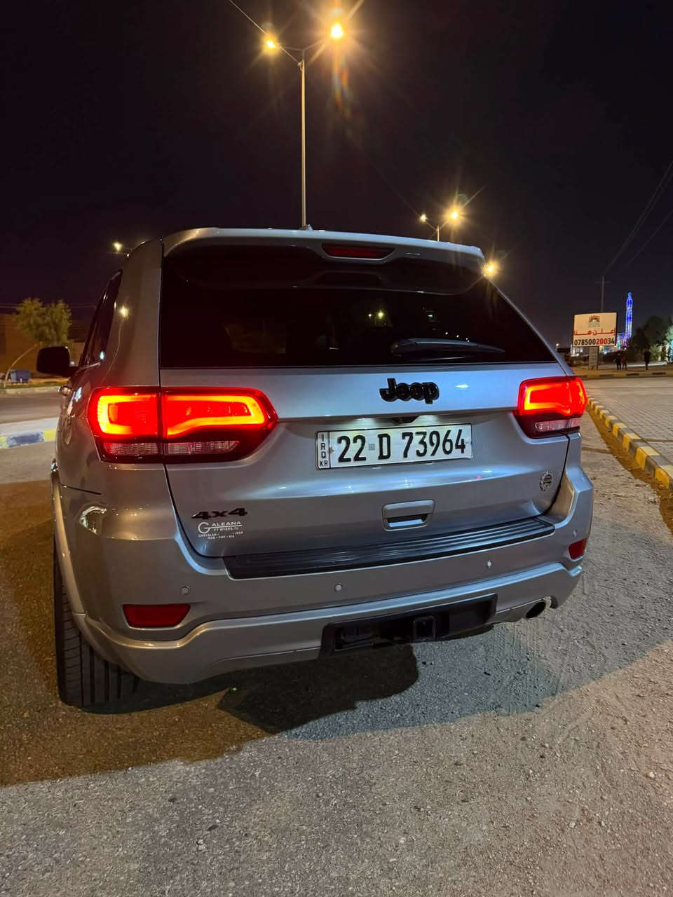 سلام عليكم اخون للبيع فقط
الفئه     Jeep Grand Cherokee Blacktop
مواصفات البلاك معروفه 
كشنات جلد 
ستيرن تدفئه 
كشنات تدفئه 
نقاط عمياء
دمام خلفي
V6 
3600
كلين تايتل 
ماشيه45ميل على وضع الشركه
السيارا ب اسم كردي وكاله  مداور موجود 
الموديل 2021 
السعر 31,000 رقم صاحب السيارا ***********

