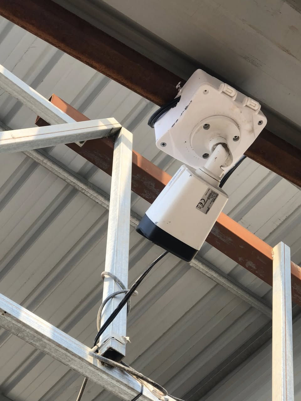 جانب من اعمالنا في الرفاعي مطعم سناك جكن
***********
فني مختص في جميع انواع الكاميرات تنصيب وصيانة جميع اعطال الكاميرات المراقبة الانالوك والـ ip
حافظ على املاكك  مع امان متطور ✅
ذي قار _الناصرية _قضاء الرفاعي 
العمل في جميع انحاء ذي قار

 #دهوا #نضام #امان #دهوا #
