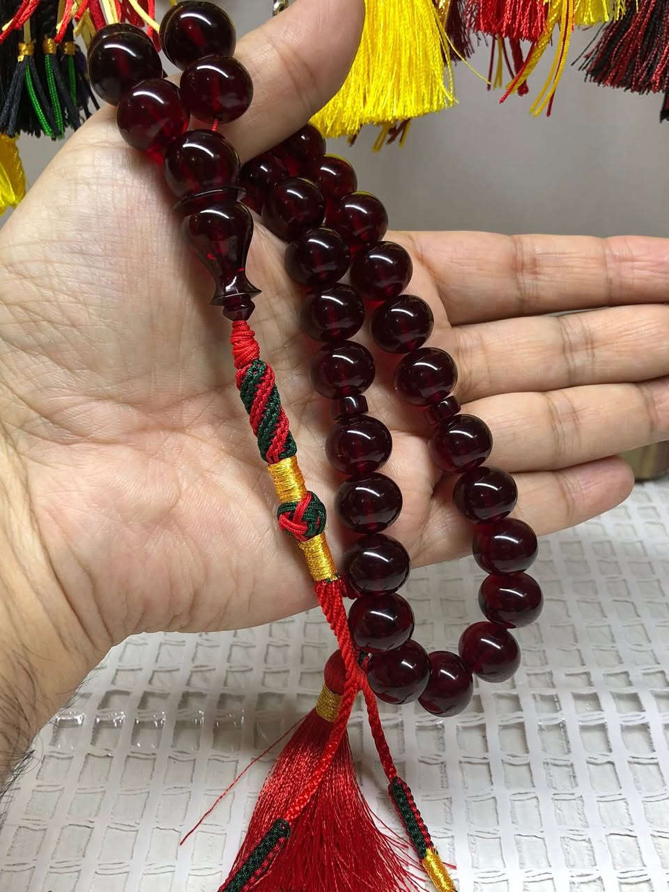 السلام عليكم
مسباح فاتوران لون كرزي مميز كصه ذرويه قطعه جمال ودلال شغل اسطه كركوشه خليجي الشاهد تحفة التحف ملمس وصلابه وطكه وعطاب 
الوزن ٦٣ غم القياس ١٢ * ١٤ العدد ٣٣ خرزه 
السعر ٢٥ الف يتوفر خدمة توصيل كافة المحافظات ٥ الاف


**إذا كنت صاحب هذا الإعلان وتريد حذفه لأي سبب، رجاءا أرسل رسالة إلى الدعم الفني**