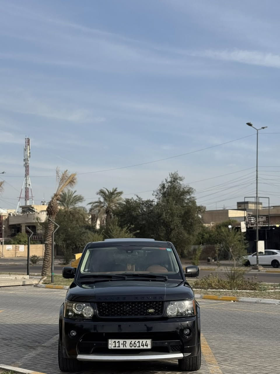 السلام عليكم
للبيع او مراوس حسب القناعه 
رانج روفر ٢٠١٣ اسبورت 
خليجي وكاله سردار 
مكفوله من الضربه وتبديل والحادث 
بيه فقط فتح جنطه بدون تبديل او ضربه 
محرك ٨ سبور 
ماشيه ١٣٨ كيلو 
فول مواصفات  الخير 
خمس بصمات 
بصمه تشغيل 
اربع بوب بصمه 
جنطه كهربائيه 
مري كهربائيه
اشاير جانبي بلباب 
قطعتين تبريد 
خمس كامرات محيطيه 
استرين كهرباء 
خزن ميموري كشنات 
ثلاجه 
وضعيات قياده متعدده 
افجوج ابرمبو 
شاشه جبيره 
فتحه سقف 
حساسات خلفيه 
حساسات امامي 
دمام صوت 
فول تحكمات استيرن 
شفتات استرين 
جكات تصعد وتنزل 
دواخل لونين 
كشنات جلد 
كشنات كهربائي 
ويل كروم 
السياره بيه موصفات كلش هواي 
جاهزه فضل الله من كلشي 
السعر ١٥٥ وبيه مجال بسيط 
***********
مكاني بغداد حي الجهاد حي الحسين
