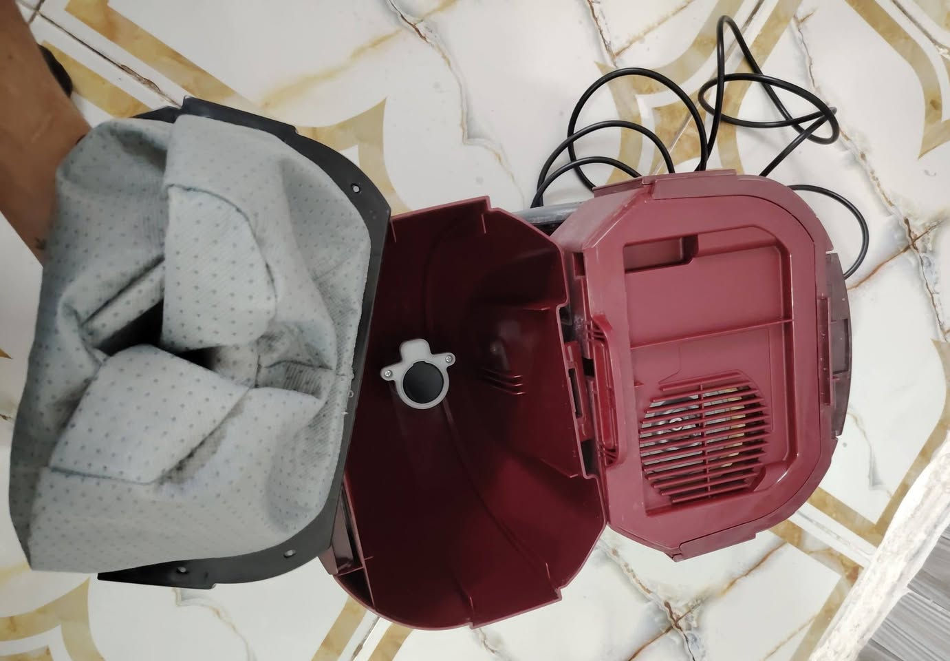 جديده غير  مستخدمه (شغال)
اجت هيج بدون خرطوم
الي تفيده يخلي سعر


**إذا كنت صاحب هذا الإعلان وتريد حذفه لأي سبب، رجاءا أرسل رسالة إلى الدعم الفني**